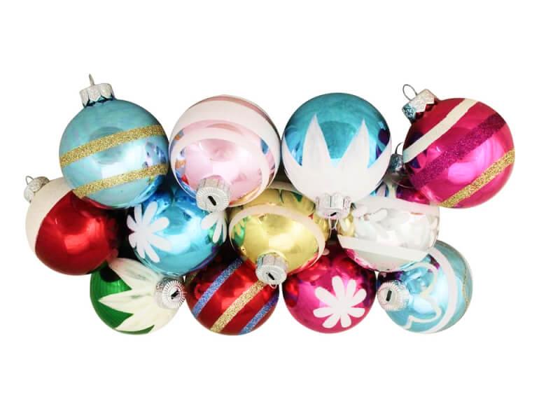 Sonhar com Ornamentos de Plástico