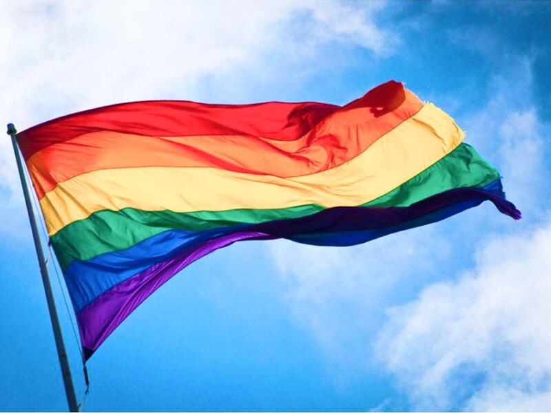 Sonhar com Bandeira LGBT+