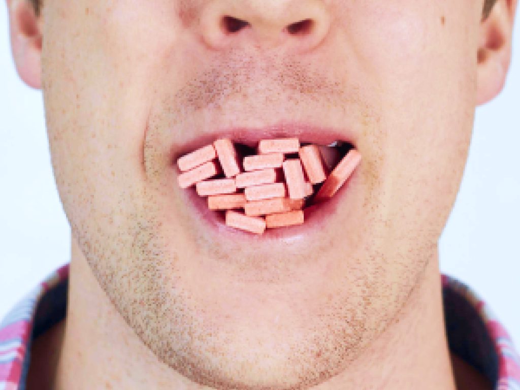 Sonhar com Boca Cheia de Goma de Mascar