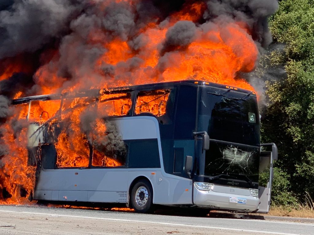 Sonhar com Ônibus em Chamas