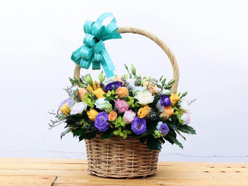 Sonhar com Cesta de Flores