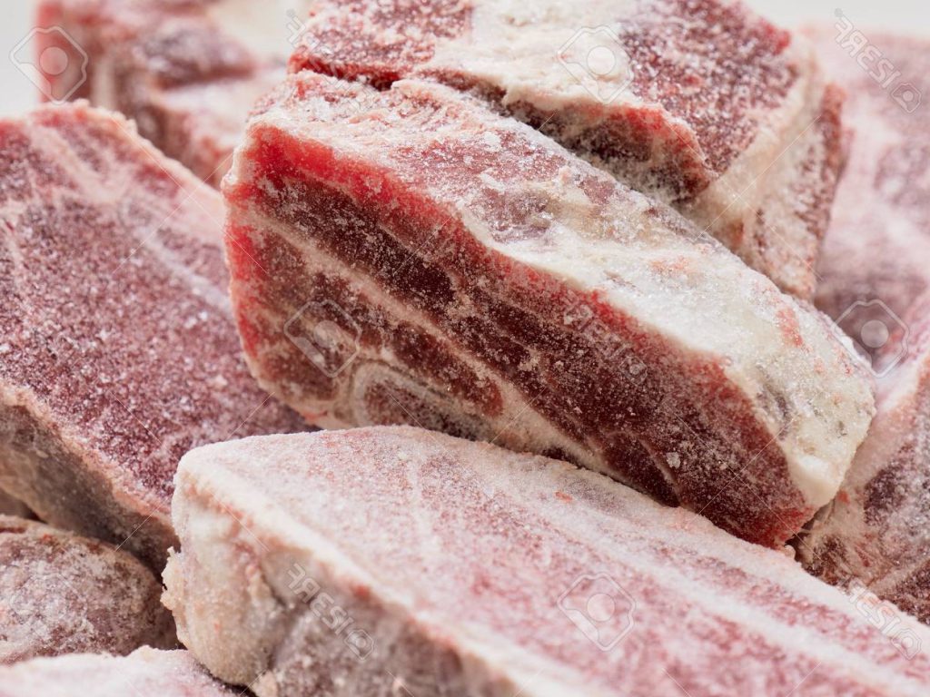 Sonhar com Carne Congelada