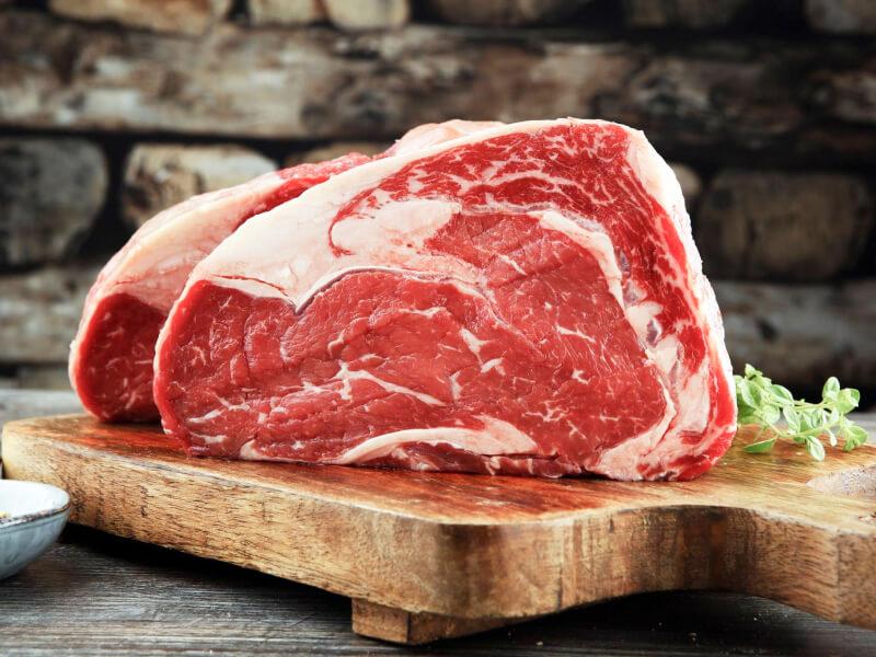 Sonhar com Carne Vermelha