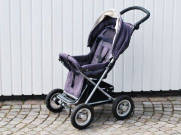 Sonhar com Carrinho de Bebê