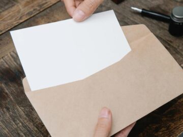 Sonhar com Carta Aberta
