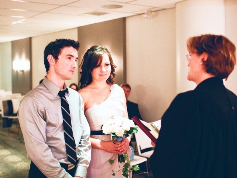 Sonhar com Casamento Civil
