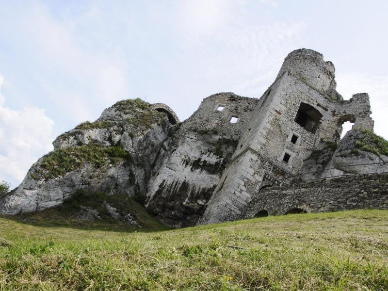 Sonhar com Castelo em Ruínas
