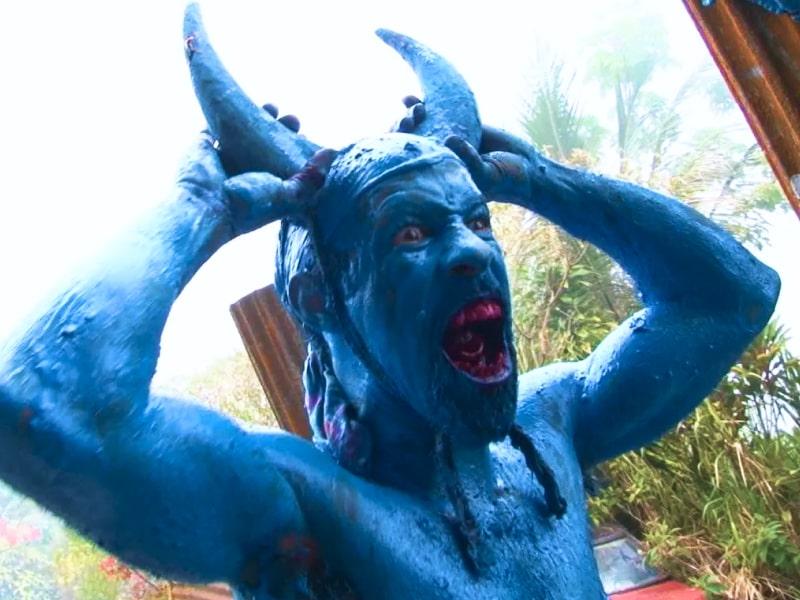 Sonhar com Diabo Azul