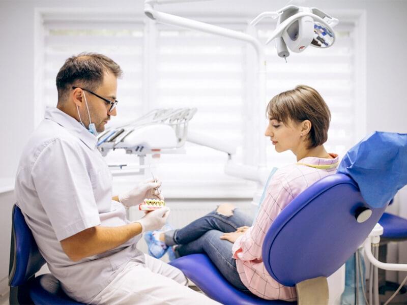 Sonhar com Discutindo com o Dentista