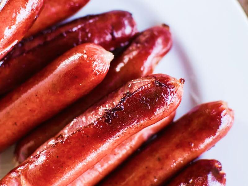 Sonhar com Salsichas Abertas