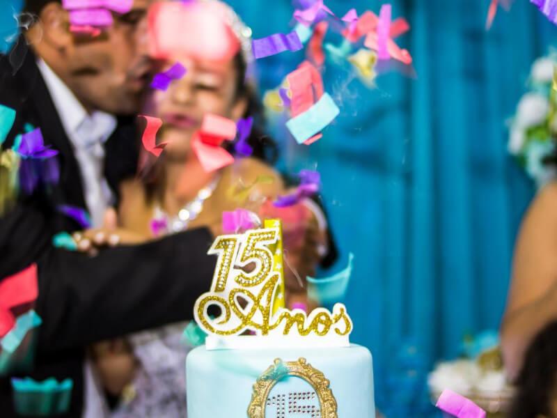 Sonhar com Festa dos Anos do Marmelo