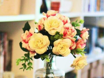 Sonhar com Flores Artificiais