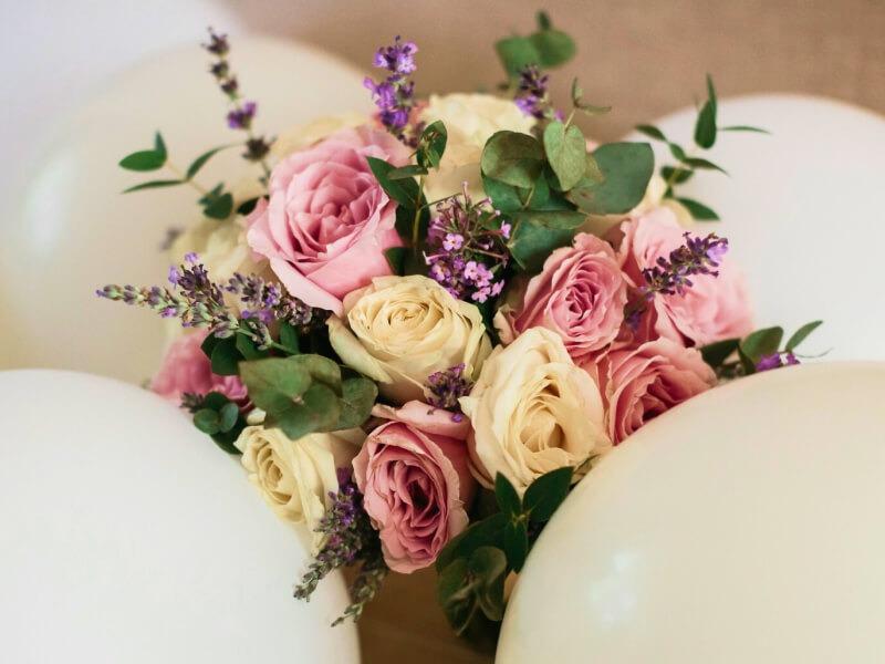 Sonhar com Flores de Balão