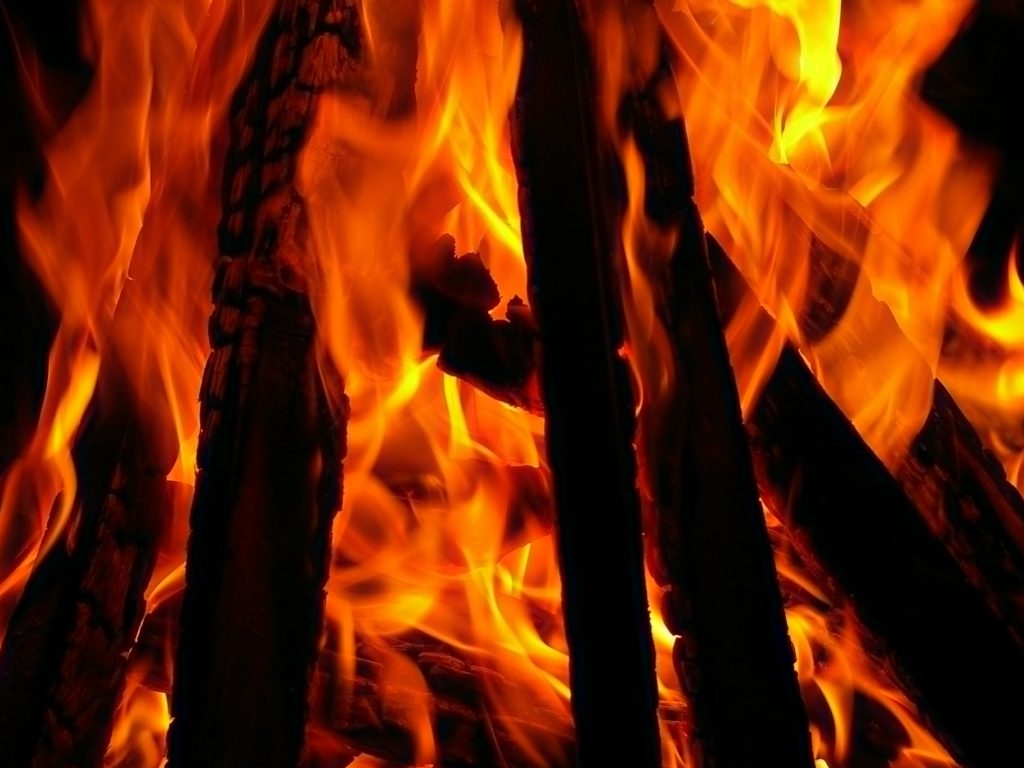Sonhar com Fogo