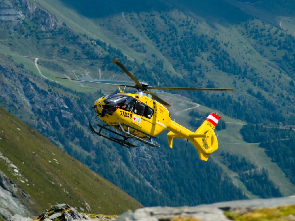 Sonhar com Helicóptero Voando