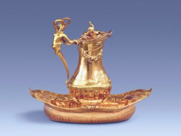 Sonhar com Jarro Dourado