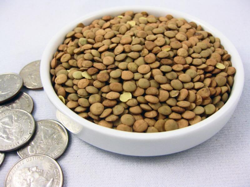 Sonhar com Lentilhas e Moedas