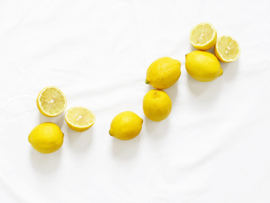 Sonhar com Limão Pequeno
