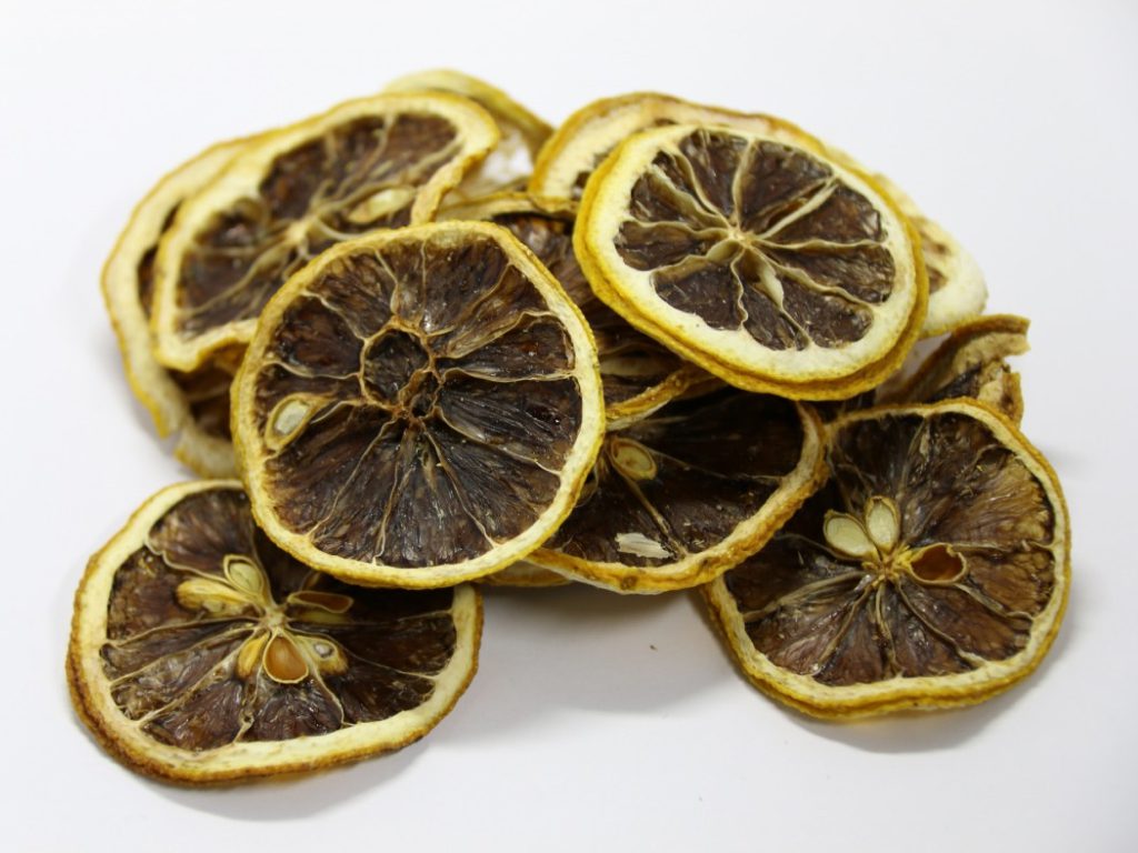 Sonhar com Limão Podre