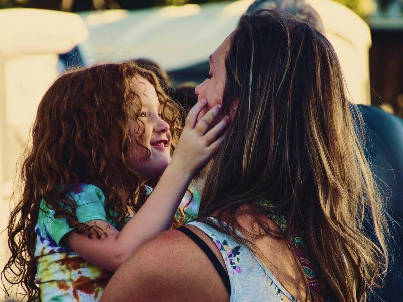 Sonhar com Mãe Adotiva