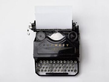 Sonhar com Máquina de Escrever