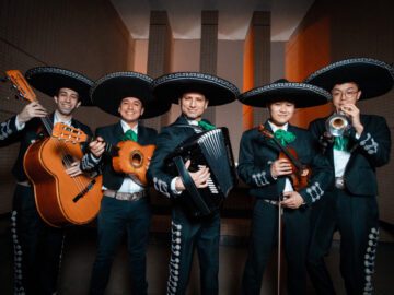 Sonhar com Mariachis Cantando