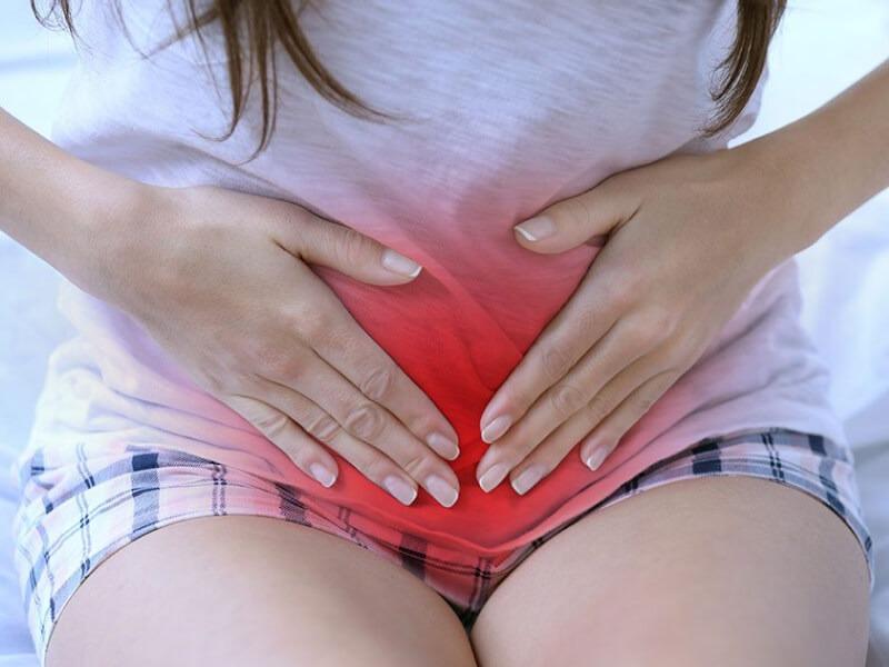 Sonhar com Menstruação em Público