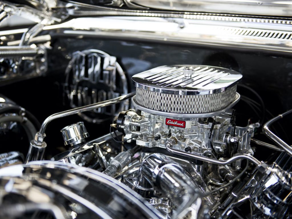 Sonhar com Motor Novo
