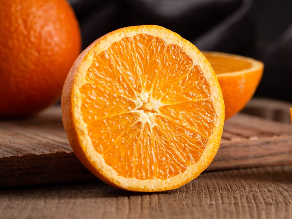 Sonhar com Laranja