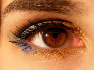 Thumbnail Sonhar com Olhos Amarelos