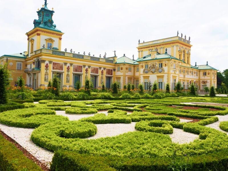 Sonhar com Palácio Amarelo