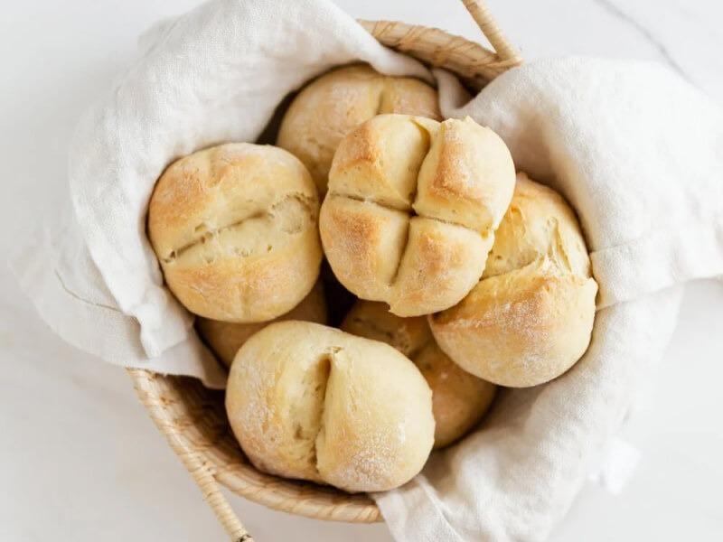 Sonhar com Pão Amarelo