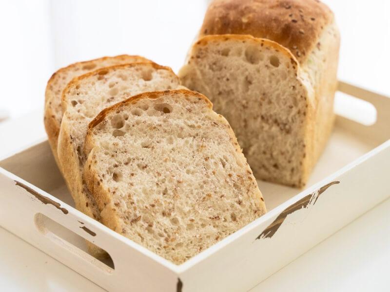 Sonhar com Pão Assado