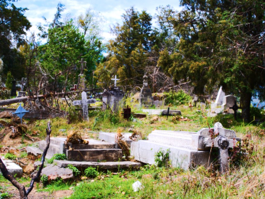 Sonhar com Panteão Abandonado