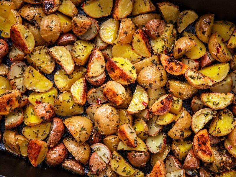 Sonhar com Batatas Assadas