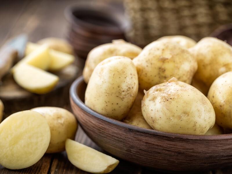 Sonhar com Batatas Brancas