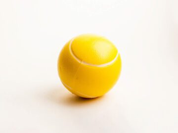 Sonhar com Bola Amarela