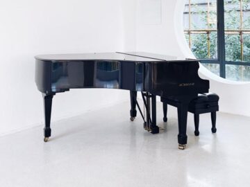 Thumbnail Sonhar com Piano Gigante