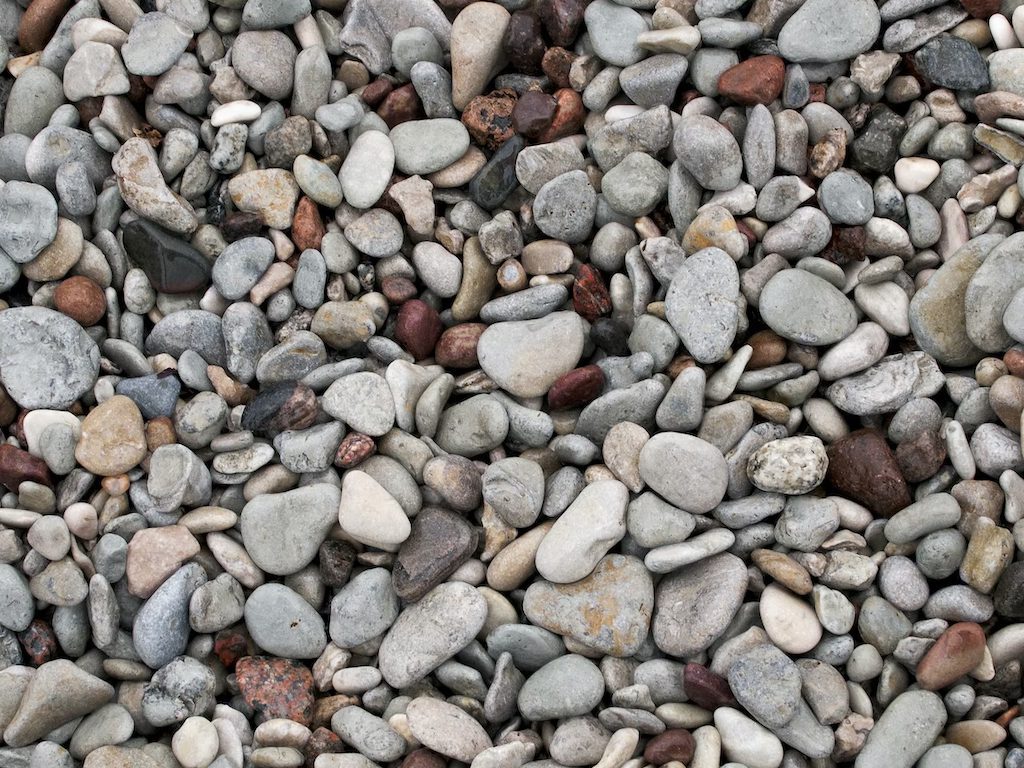 Sonhar com Pedras Pequenas