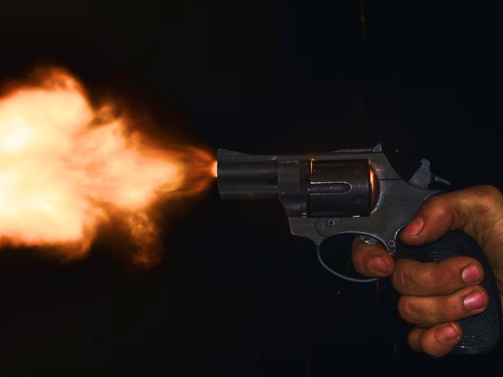 Sonhar com Disparo de Pistola