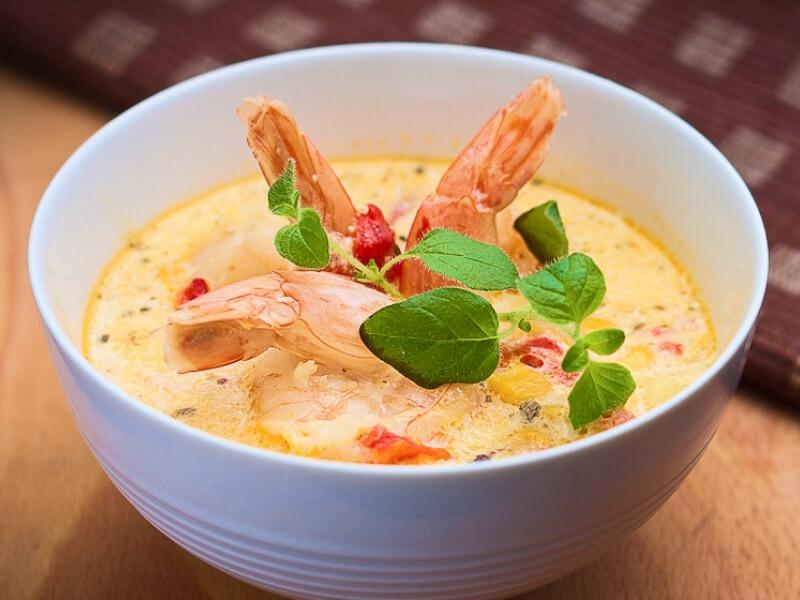 Sonhar com Sopa de Camarão