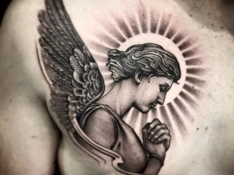 Sonhar com Tatuagens de Anjos
