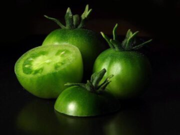 Sonhar com Tomate Verde