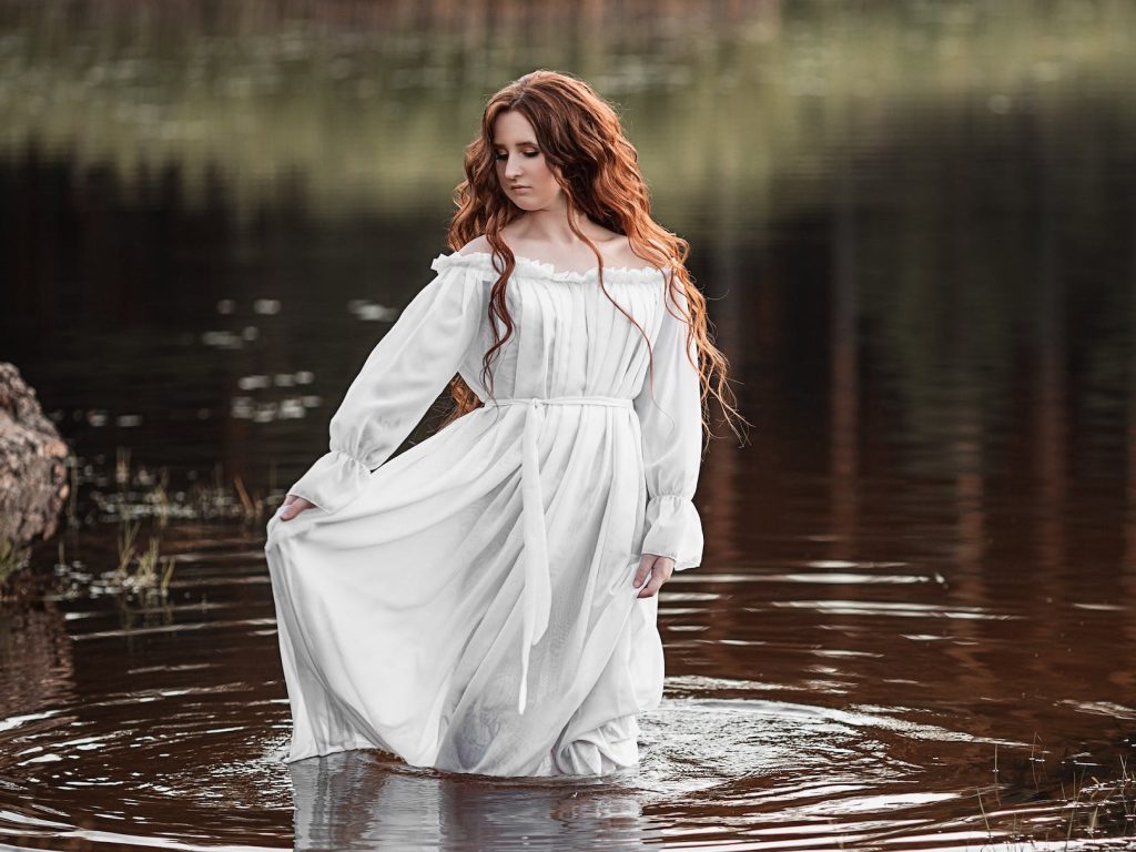 Sonhar com Vestido Sujo