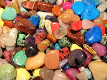 Thumbnail Soñar con Rocas de Colores